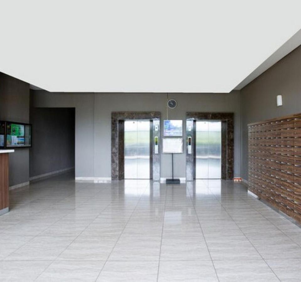 Dinda Apartment Serpong Green View Ciater Hilir Екстериор снимка